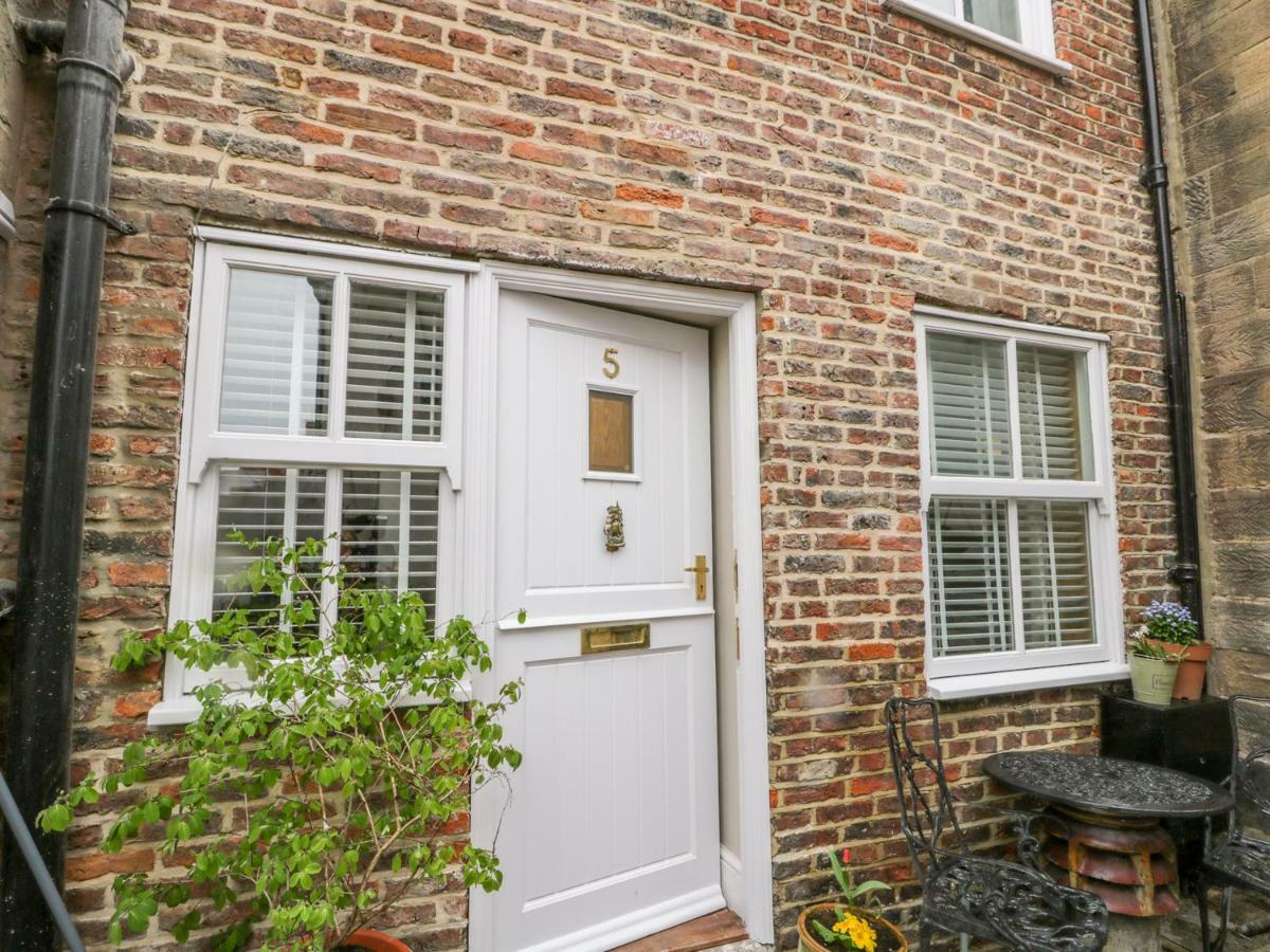 5 Oystons Yard Villa Whitby Exteriör bild